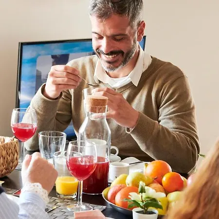 Apartment Five Stars Combro 7