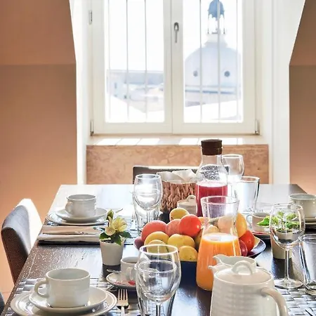 Five Stars Combro 7 Apartment