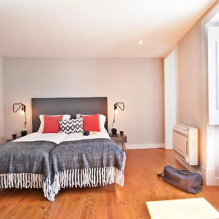 Five Stars Combro 7 Lisbon