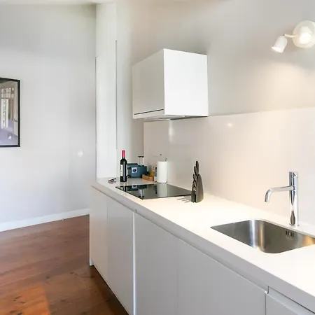 Five Stars Combro 7 Apartment *