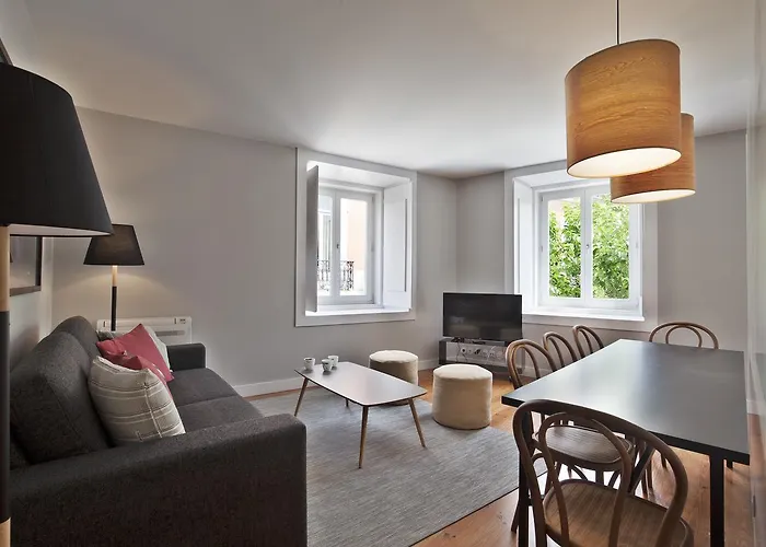 דירה Five Stars Combro 7