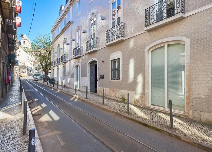 Five Stars Combro 7 ליסבון