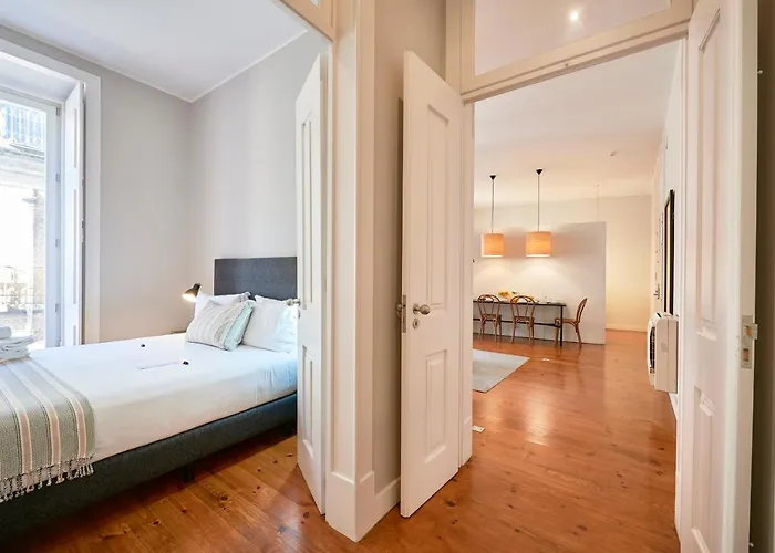 דירה Five Stars Combro 7